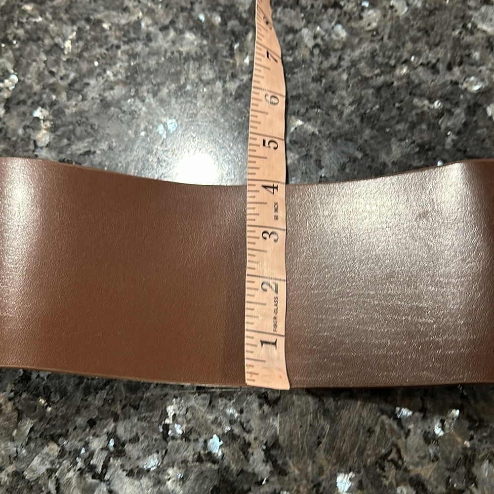 wide women  leatherbelt - Picture 7 of 7